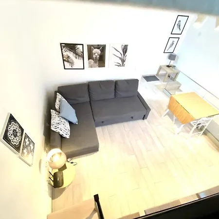 Apartment House Of Comfort Duplex A In The Center Of *